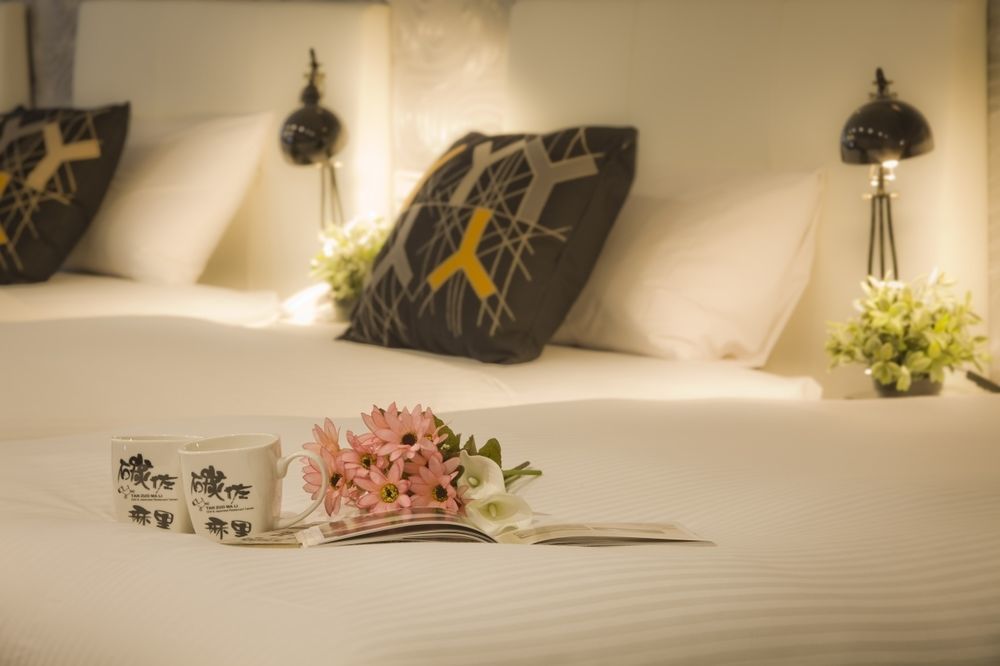 Just Enjoy Business Hotel Tainan Bagian luar foto